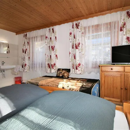 Unterfloeber-1 By Interhome Apartman