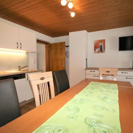 Unterfloeber-1 By Interhome Lägenhet *