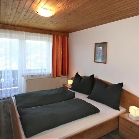 Unterfloeber-1 By Interhome Lägenhet